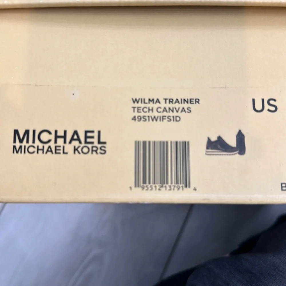 NWT Michael Kors Wilma Trainer Black Tech Canvas Sz. 8M - Picture 13 of 13